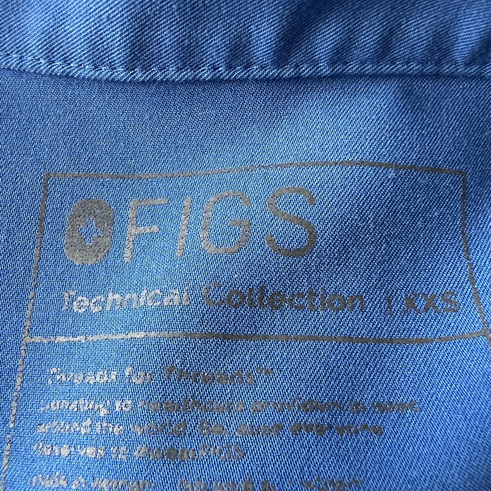Figs Technical Collection Blue Top - Picture 4 of 4